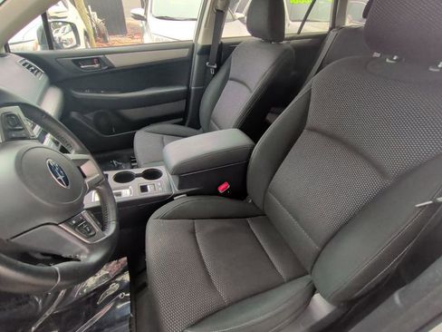 Used 2016 Subaru Outback 2.5i Premium image 14