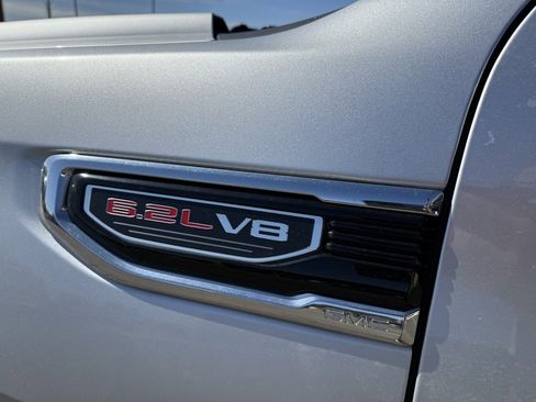 Used 2022 GMC Sierra 1500 SLT w/ SLT Premium Plus Package image 12