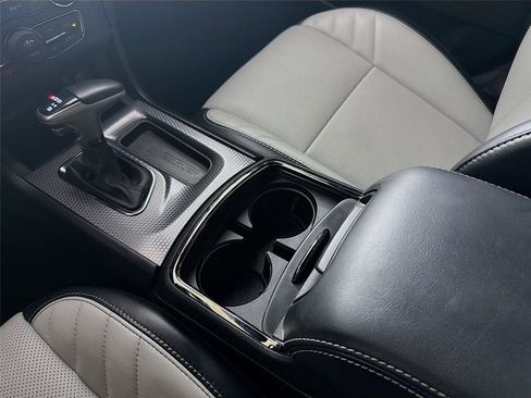 Used 2022 Dodge Charger SRT Hellcat RWD image 7