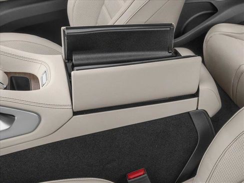 New 2026 Mercedes-Benz GLE 450 4MATIC Coupe image 10