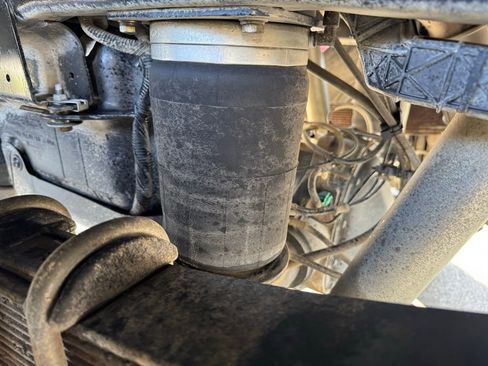 Used 2017 Ford F250 Platinum w/ Platinum Ultimate Package image 5