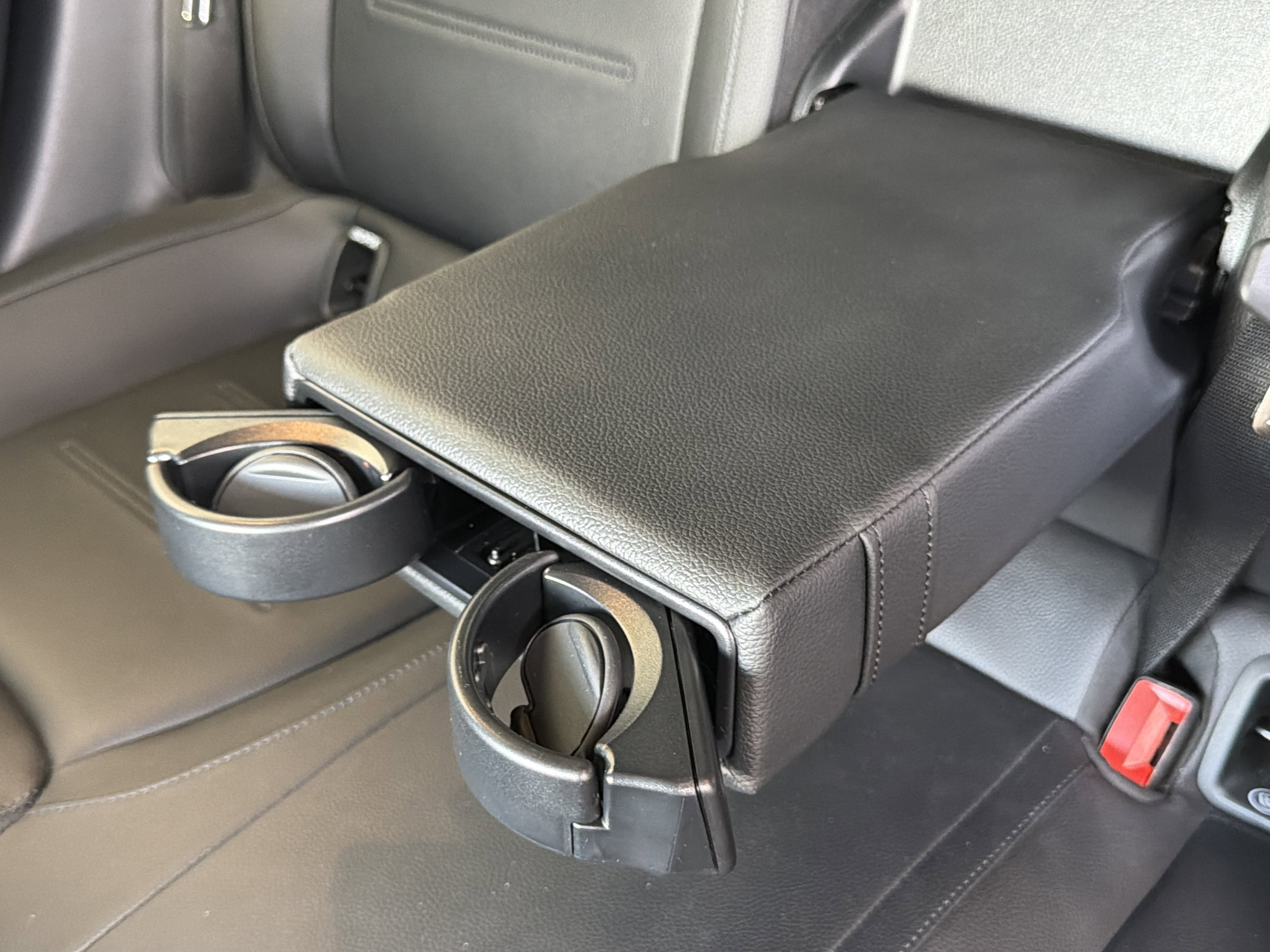 Used 2020 Mercedes-Benz CLA 250 image 27