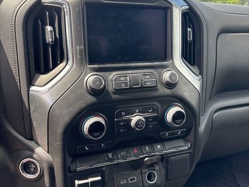 Used 2022 Chevrolet Silverado 3500 LT w/ Convenience Package AWD/4WD image 10