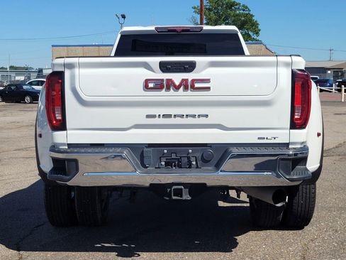 Used 2022 GMC Sierra 3500 SLT AWD/4WD image 19