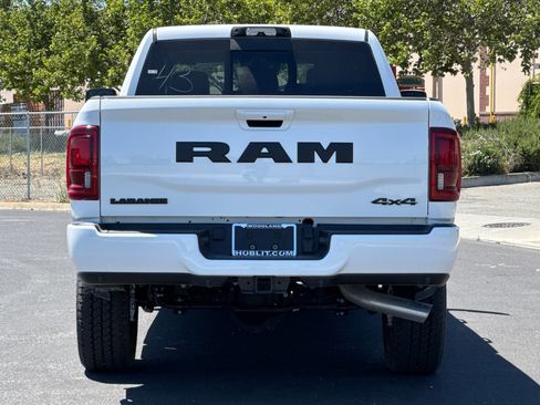 New 2026 RAM 2500 Laramie AWD/4WD image 4