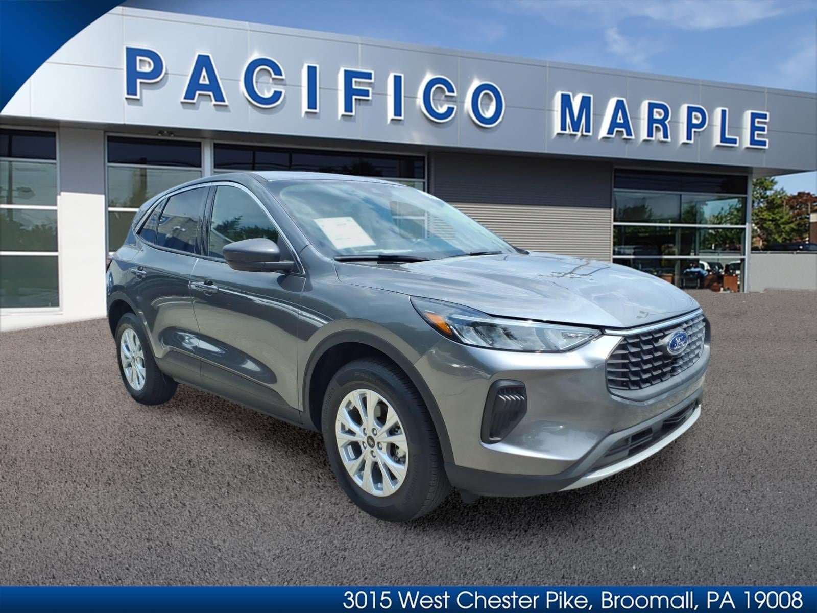Certified 2023 Ford Escape Active AWD/4WD image 1