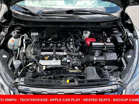 Used 2023 Nissan Kicks SR w/ SR Premium Package FWD image 28