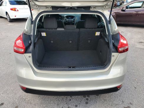 Used 2016 Ford Focus SE image 18