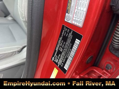 Used 2021 Hyundai Elantra SEL w/ Convenience + Premium Package image 18