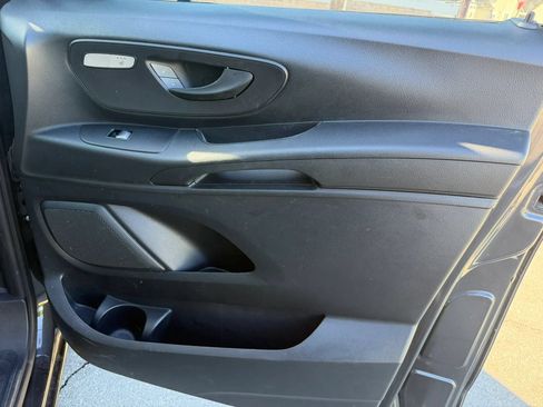 Used 2021 Mercedes-Benz Metris Passenger image 14