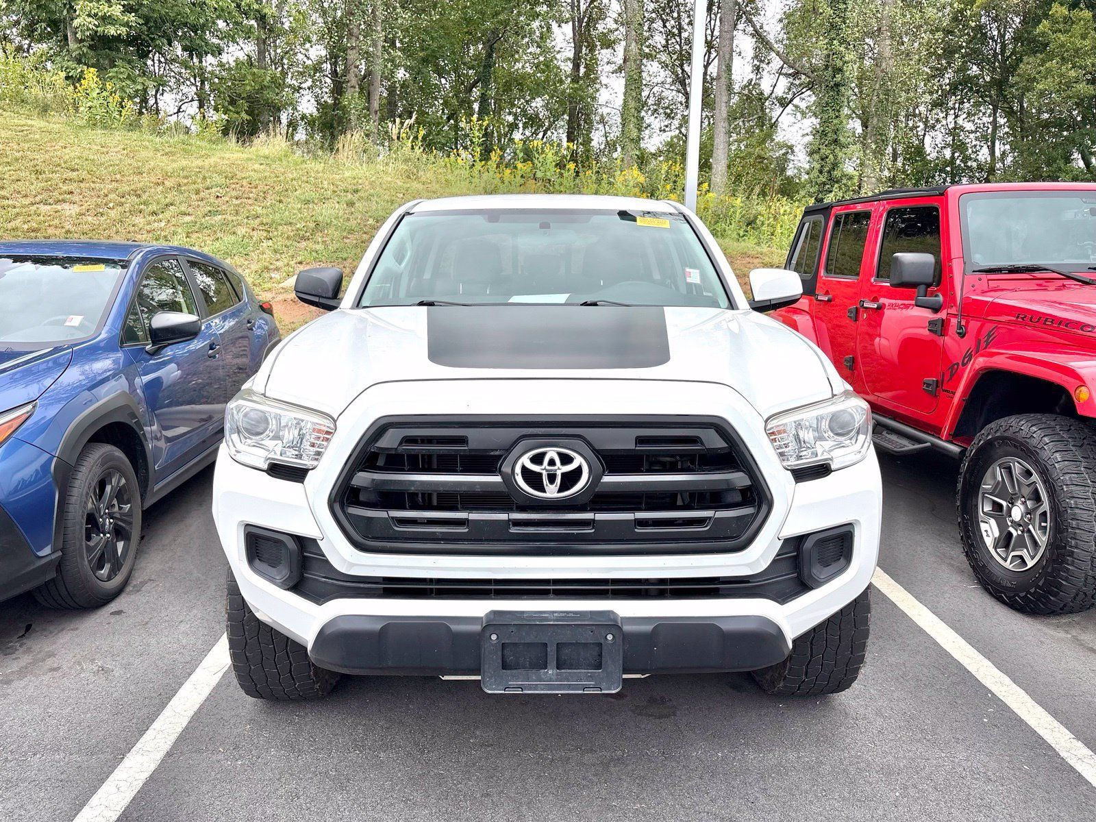 Used 2017 Toyota Tacoma SR w/ Tow Package AWD/4WD image 2
