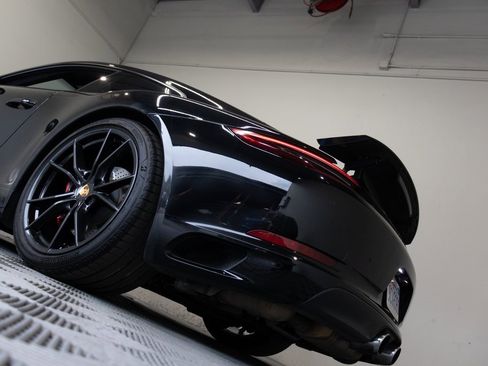 Used 2017 Porsche 911 Carrera S image 14