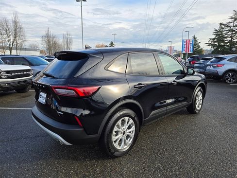 Used 2025 Ford Escape Active image 5