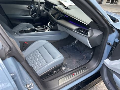 Used 2024 Audi RS e-tron GT w/ Carbon Performance Package AWD/4WD image 21