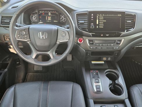 Used 2023 Honda Passport TrailSport image 23