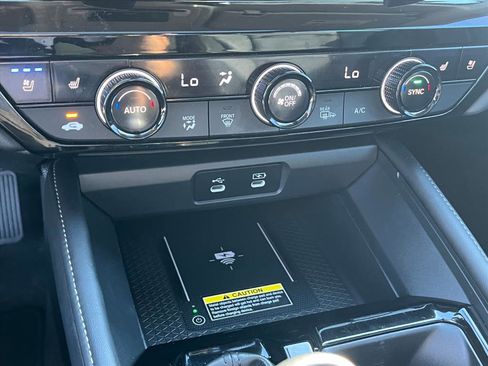 Certified 2023 Honda Accord Touring image 11