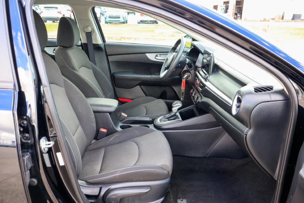 Used 2024 Kia Forte LXS FWD image 10