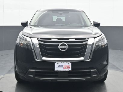 Used 2025 Nissan Pathfinder S