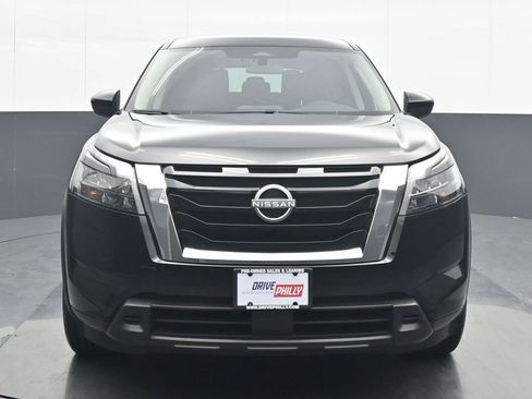 Used 2025 Nissan Pathfinder S AWD/4WD image 1