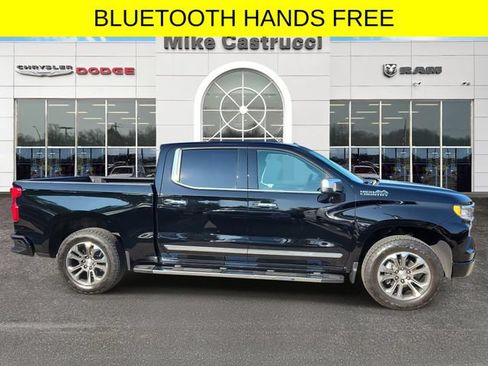 Used 2025 Chevrolet Silverado 1500 High Country AWD/4WD image 3