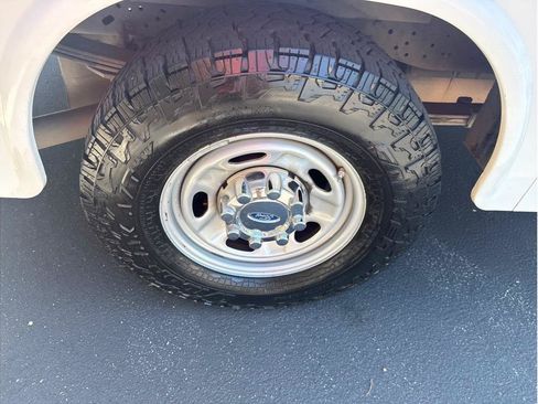 Used 2015 Ford F250 XL RWD image 19