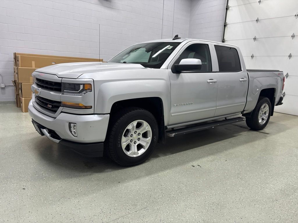Used 2017 Chevrolet Silverado 1500 LT w/ All Star Edition AWD/4WD image 8