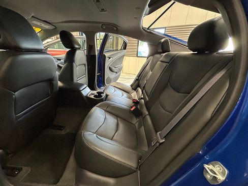 Used 2017 Chevrolet Volt LT w/ Comfort Package FWD image 49