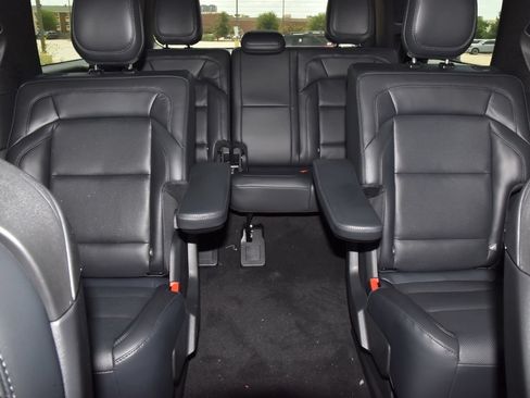 New 2027 Lincoln Navigator Reserve w/ Jet Appearance Package AWD/4WD image 21
