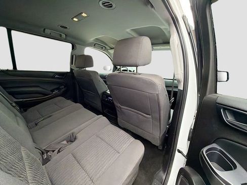 Used 2016 GMC Yukon XL SLE w/ Convenience Package image 26