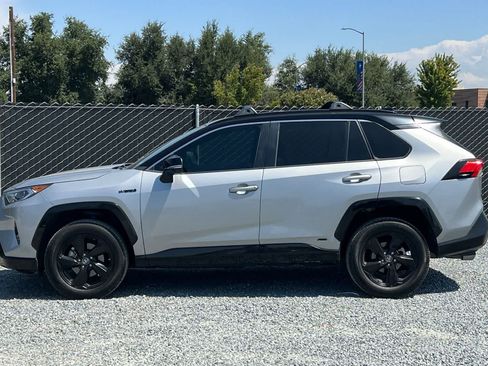 Used 2019 Toyota RAV4 XSE w/ XSE Weather Package AWD/4WD image 6