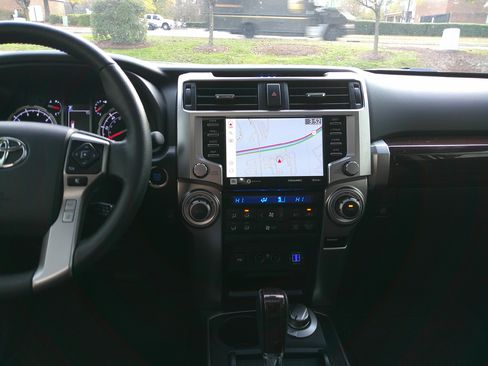 Used 2024 Toyota 4Runner Limited image 32