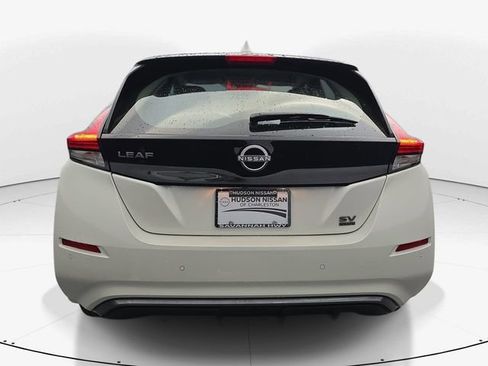 Used 2023 Nissan Leaf SV Plus image 8