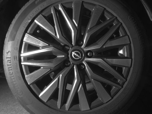 Used 2025 Nissan Altima 2.5 SV image 15