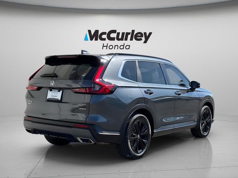 Certified 2025 Honda CR-V Sport Touring image 3