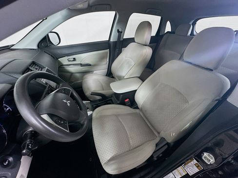 Used 2018 Mitsubishi Outlander Sport ES image 13