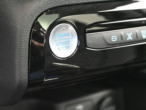 New 2026 Ford Escape SE image 24