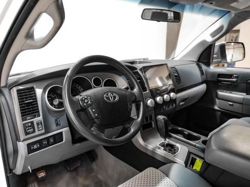 Used 2010 Toyota Tundra 2WD Double Cab image 3
