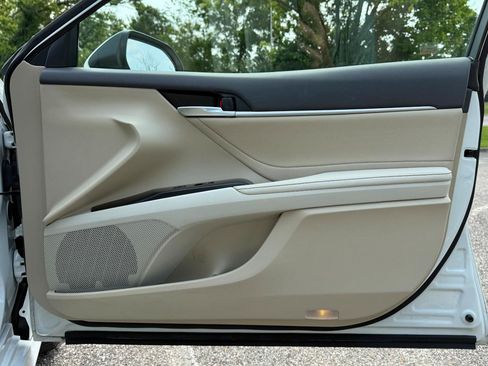 Used 2018 Toyota Camry XLE w/ Audio Package FWD image 20