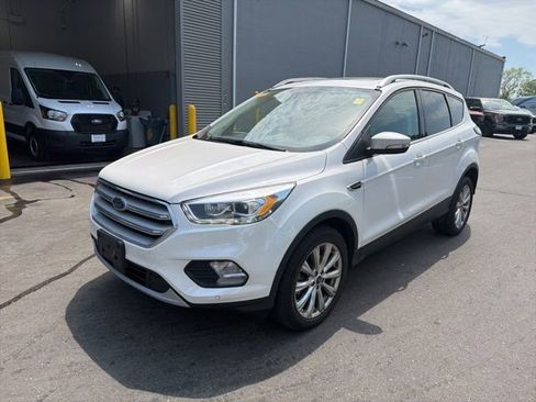 Used 2018 Ford Escape Titanium w/ Ford Safe & Smart Package AWD/4WD image 3