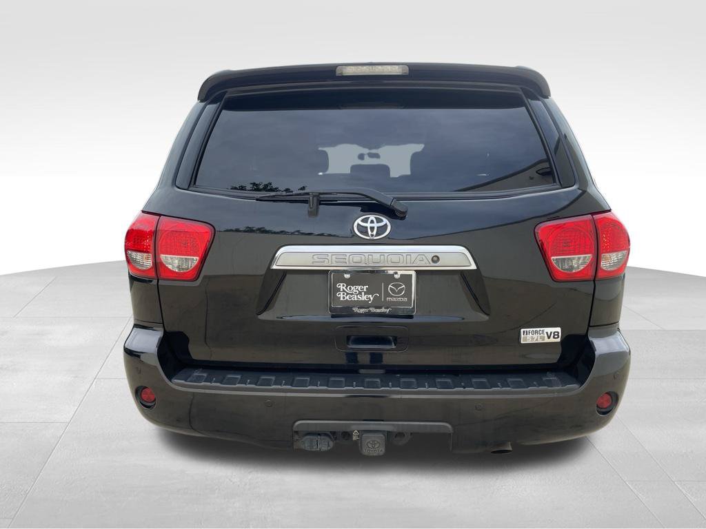 Used 2017 Toyota Sequoia Platinum RWD image 6