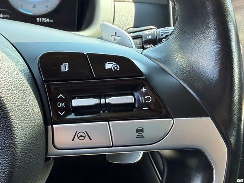 Used 2023 Hyundai Tucson Limited AWD/4WD image 17