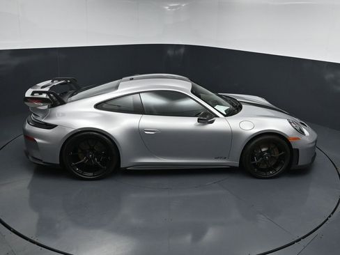 Certified 2026 Porsche 911 GT3 RWD image 17