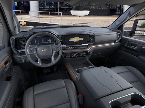 New 2026 Chevrolet Silverado 2500 LT image 15