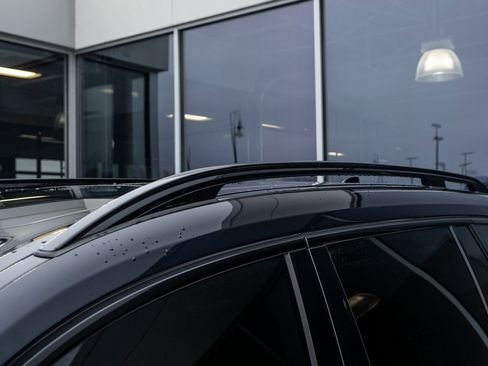 Used 2022 BMW X7 M50i image 9