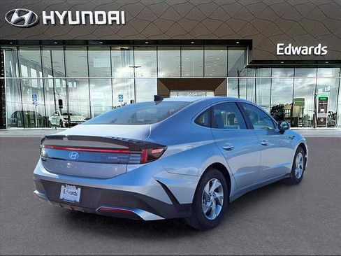 New 2025 Hyundai Sonata SE FWD image 6