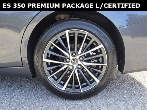 Used 2025 Lexus ES 350 w/ Premium Package image 15