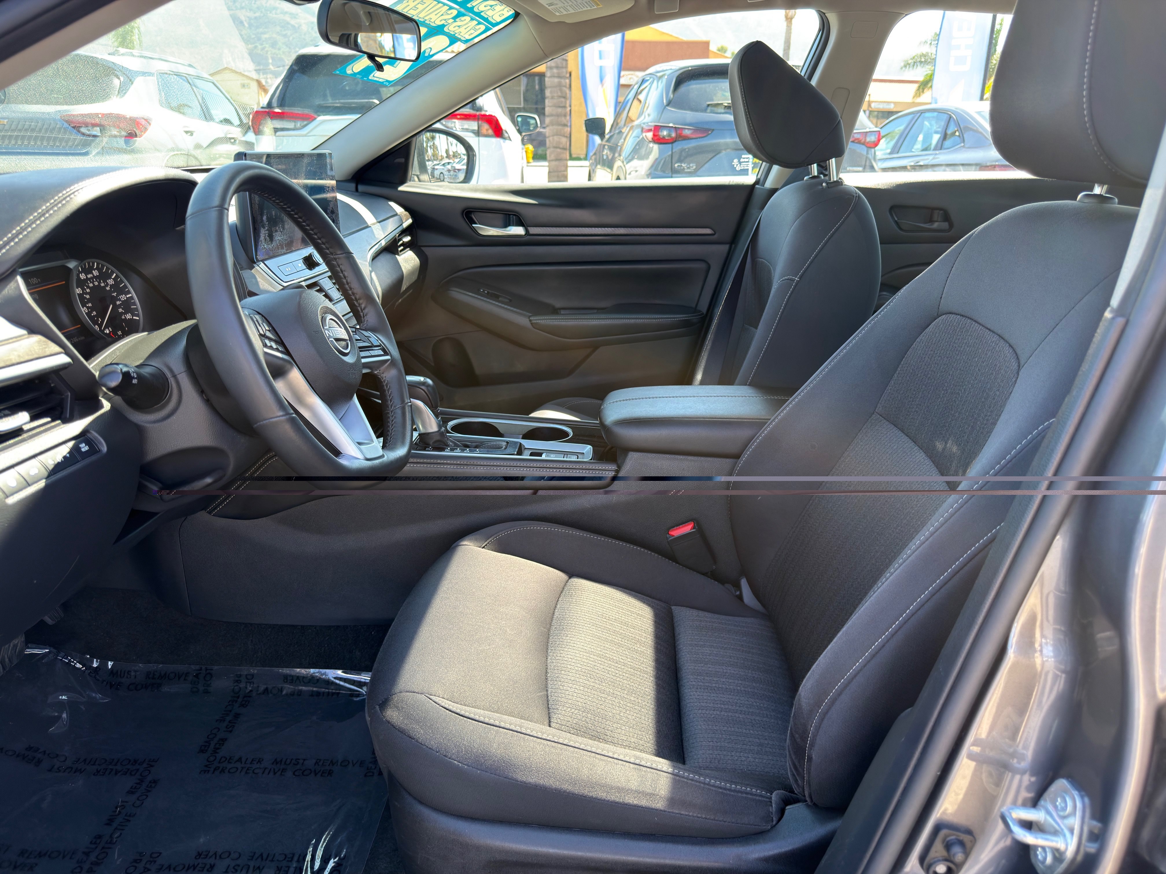 Used 2024 Nissan Altima 2.5 SV w/ SV Premium Package FWD image 21