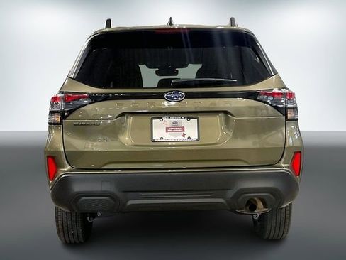 Used 2025 Subaru Forester Premium w/ Convenience Package #1 image 4