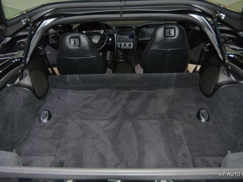 Used 2001 Chevrolet Corvette Coupe image 23