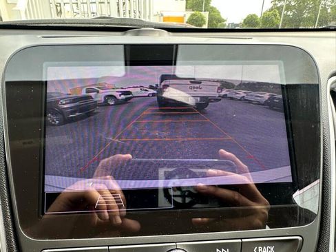 Used 2022 Chevrolet Malibu LT image 15